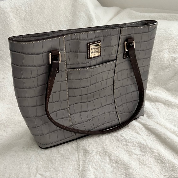Like New Dooney & Bourke Grey Crocodile Lexington Tote - Picture 5 of 9